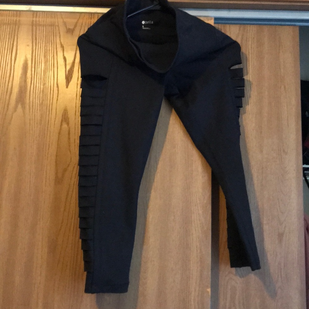 Zella leggings
